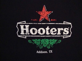 Hooters Wings Beer &amp; Girls Addison Texas TX Souvenir Restaurant Black T Shirt L  - £15.39 GBP