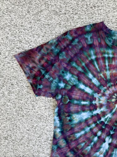 Gilden Women’s Purple Teal Spiral Iced Tie Dye Short Sleeve Shirt Size 2XL Item image 3