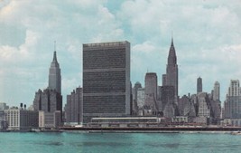 United Nations Headquarters New York NY 1952 Postcard C31 - £2.35 GBP