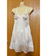 Vintage Vanity Fair slip/sleep dress White size 34 (18&quot;) - $32.84 CAD