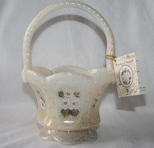 Fenton Glass 4639 RW Signed Romance Collection Ivory 22k Gold Trim Basket - £51.51 GBP