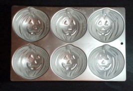 2 Vintage 1983 Wilton Mini Pumpkin Cake Pans Baking Mold 508-1040 - $12.19