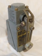 Vintage Allen Bradley 802T-AM Series D Oil Tight  Limit Switch, Untested  - $50.06
