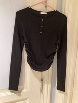 Gemma &amp; Olivia Long Sleeve Black Shirt Elastic Gather Sides Faux Snap ju... - £20.02 GBP