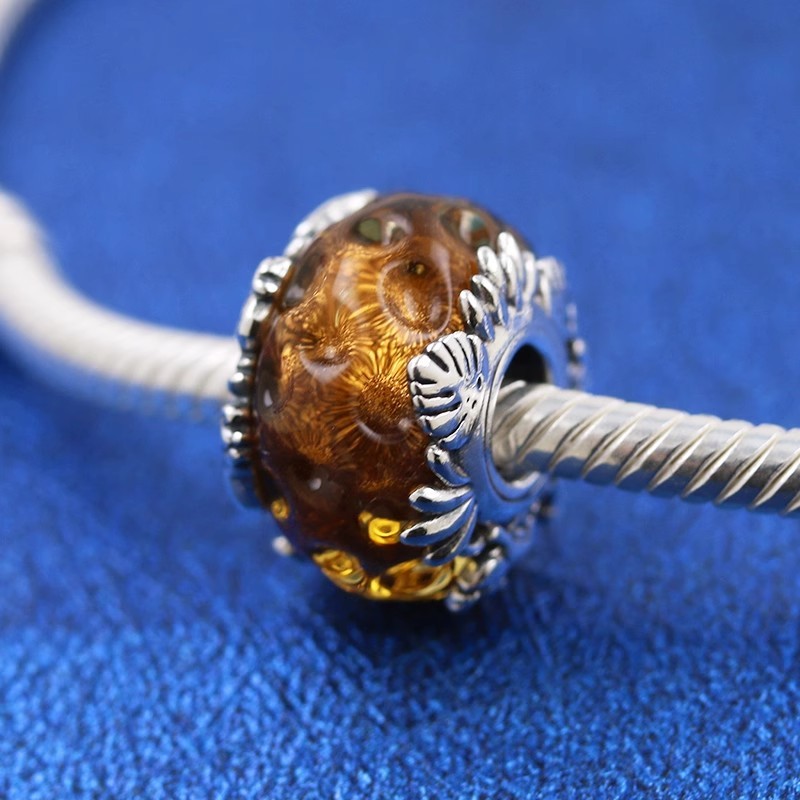 925 Sterling Silver Disney The Lion King Murano Glass Charm 793252C00