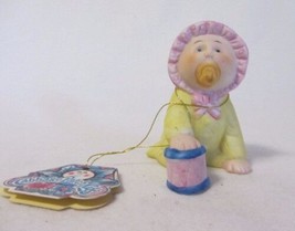 Cabbage Patch Kids 1984 Baby Crawling Porcelain Figurine Mint With Tag - £6.16 GBP