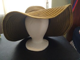 Angela &amp; William 100% Straw Paper Hat Wide Brim With Heart Trim Lace SEE... - $32.66