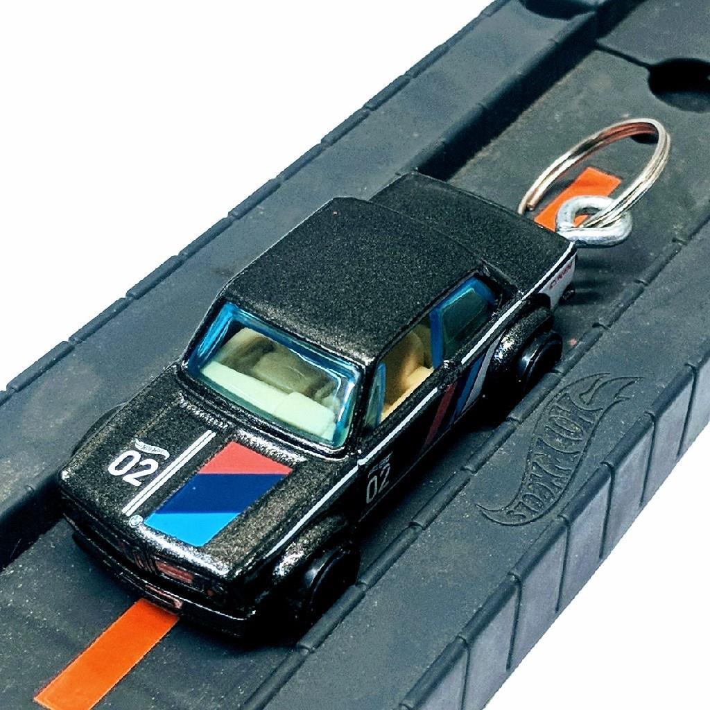2011 Hot Wheels Metallic Dark Gray BMW 2002 M17 Canon Diecast Keychain G... - $10.77