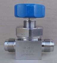 TK CORPORATION SCV DIAPHRAGM VALVE MODEL S261 3/8&quot; 8 1/2  10K  316L  EP - $185.27 MXN