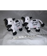 Two Chick Fil A Small 2017 Plush Stuffed Cow Eat Mor Chik&#39;n More Chicken 6” - $367.46 MXN