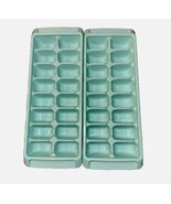 Set Of 2 Mint Green Vintage Rubbermaid Plastic 16 Ice Cube Trays Stackab... - $25.94 CAD