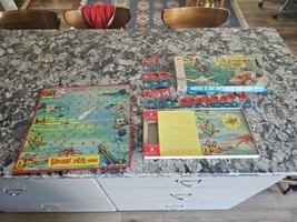 VINTAGE Milton Bradley &quot; Voyage to the Bottom of the Sea Board Game &quot;  1... - £29.61 GBP