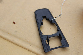 2017 JAGUAR XE REAR RIGHT DOOR HANDLE LOCK TRIM   R607 image 7