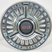 ONE 1965 Chevy Chevelle SS Malibu / 1966 Chevy II 14&quot; 3 Bar Hubcap / Wheel Cover - £41.07 GBP