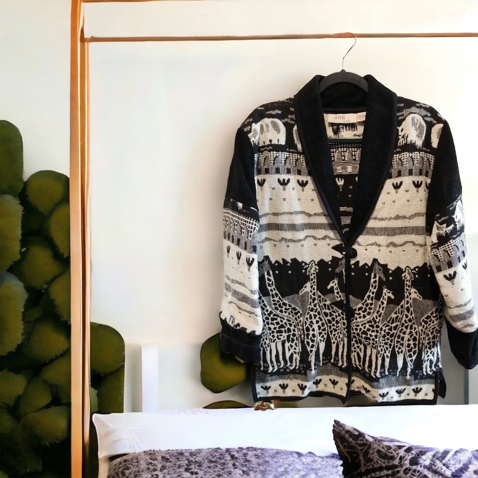 Anu by natural  African Safari Giraffe Black and White Tapestry Jacket W... - $32.18