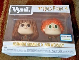 Funko Vynl Hermione Granger &amp; Ron Weasley Barnes &amp; Noble Exclusive 2 Pack - £12.70 GBP