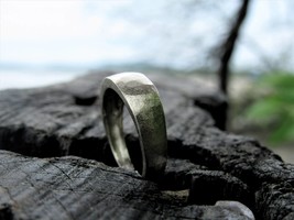 Wedding ring for women. 14K white gold wedding band for women. Unique handmade t - £557.27 GBP