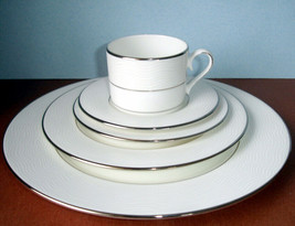 Lenox Apropos Platinum Banded 5 Piece Place Setting Dinnerware Set New - £57.32 GBP