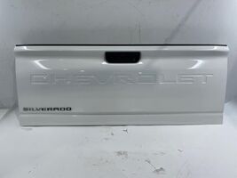 2022-2025 Chevy Silverado 2500 Multifunction Tailgate W/ Surround View O... - $544.45