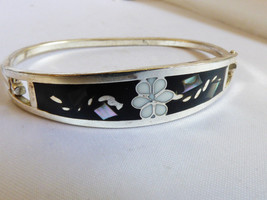 Alpaca Mexico Silver Tone Black Enamel Nother Of Pearl Inlay Bangle Bracelet - £22.94 GBP