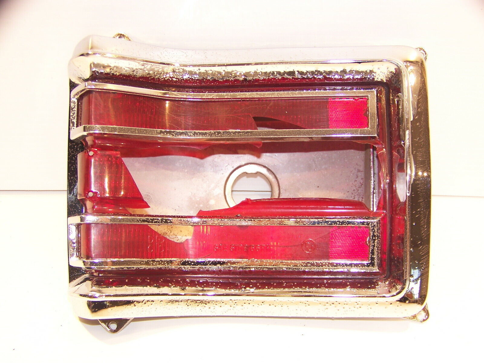 1966 PLYMOUTH SATELLITE LH TAILLIGHT OEM #2575135 - $44.98