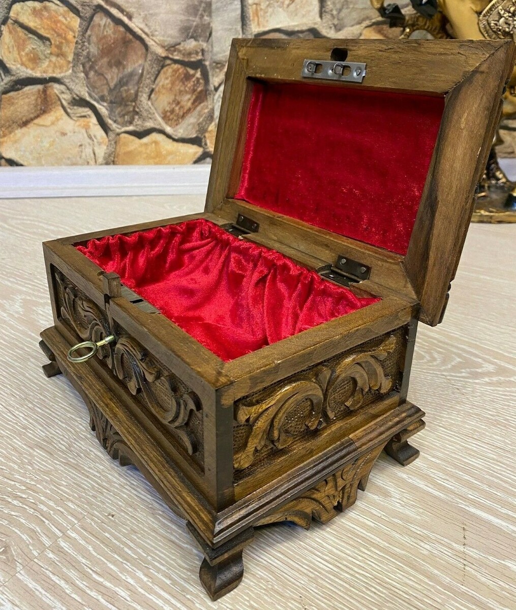 Full-size item image