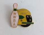 Vintage 1992 Green Bay WWBA Bowling Ball With Football Helmet Lapel Hat Pin - $10.19
