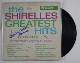 Shirley Alston Reeves Signed Autographed &quot;The Shirelles&quot; Record Album - £31.49 GBP