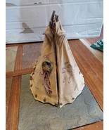 Native American 9&quot; Tepee Hinged to Open Display Cooking, Peace Pipe &amp; Mo... - £5.46 GBP