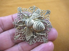(b-bee-153) large Bee bumble bees insect filigree square brass pin penda... - $19.62