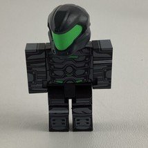 Roblox Grand Crossing Titan Mini Action Figure Series 8 Character Toy Helmet - £11.44 GBP