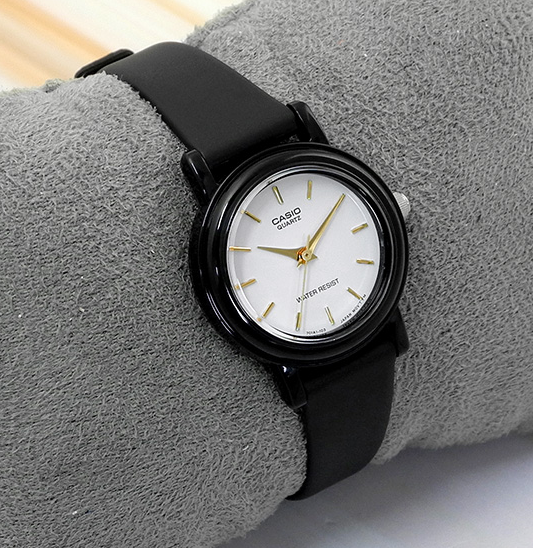 Casio Woman Wrist Watch LQ-139EMV-7A - $25.12