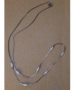 Vintage 1980s Silver Snake Chain Anchored White Pearl Glass Beads Necklace - €30,85 EUR