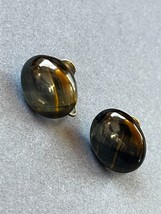 Vintage Black w Gold Iridescent Oval Glass or Stone Oval Silvertone Screwback - £10.42 GBP
