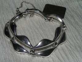 Vintage Monet Signed Silvertone Open Center Link Bracelet with Safety Chain - £11.00 GBP