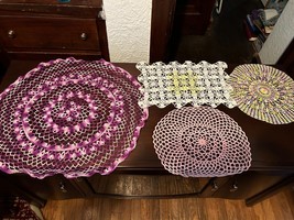 4 Crocheted Doilies Of Various Sizes And Colors - £8.66 GBP