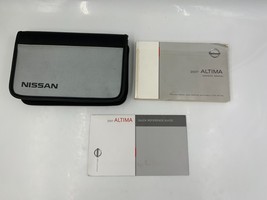 2007 Nissan Altima Owners Manual Set with Case OEM P03B44007 - £21.23 GBP