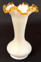 Vintage Fenton Gold Crest Flower Vase Bulbous Base Flared Crimped Ruffled Rim - £19.65 GBP