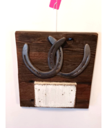 Double Horseshoes Cast Iron Rustic Wood Wall Plaque Hanging Western Coun... - $454.67 MXN