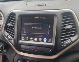 14-17 Jeep Cherokee Screen Bezel VP3 Navigation Multi Media Bluetooth Sat Radio - $494.99