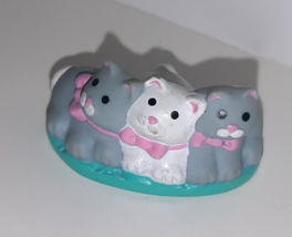 Fisher Price Loving Family Pet Shop Kittens Cats Kitties On A Bed HTF - £7.79 GBP