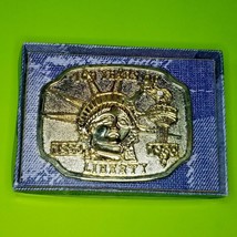 Vintage Statue Of Liberty Belt Buckle 100 Years 1886-1986 Golden and Silvery - £10.27 GBP