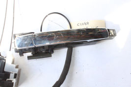 2004 INFINITI FX35 REAR LEFT DOOR LOCK LATCH ACTUATOR W/ HANDLE C1088 image 2