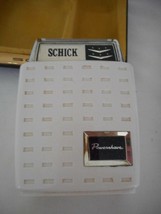Vintage Schick Powershave Electric Razor in hard case no cord - $284.76 MXN