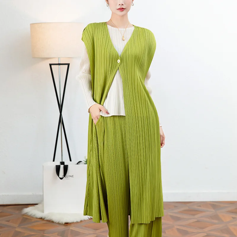 Changpleat new &#39;s sleeveless long trench coat Miyak fold Fashion large s... - $300.50