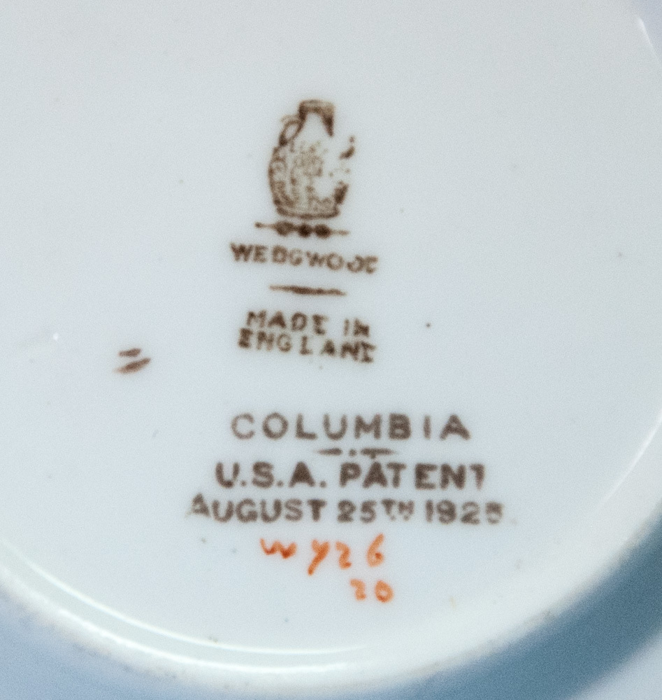 Wedgwood Columbia 4.5" Demitasse Saucer Hand Painted W426 Griffins Item image 3