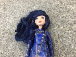 2014 Disney Descendants 2 Evie Isle of the Lost Doll Blue Hair missing a boot - $12.86