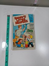 daddy&#39;s little helpers  the family circus by bill keane 1986 paperback - $9.90