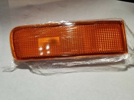 TYC 12-1513B FOR 1995 1996 1997 1998 1999 Nissan Maxima R H Side Marker Light  - £30.65 GBP