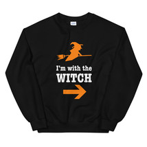 I&#39;m With The Witch Funny Halloween Couples Costume Unisex Sweatshirt - £23.97 GBP